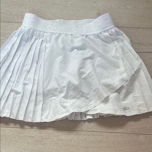 ALO Yoga White Mini Skirt